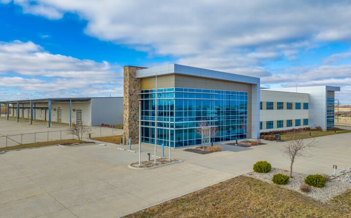 Industrial investment property in North Dakota Bakken region with warehouse and yard space for energy companies